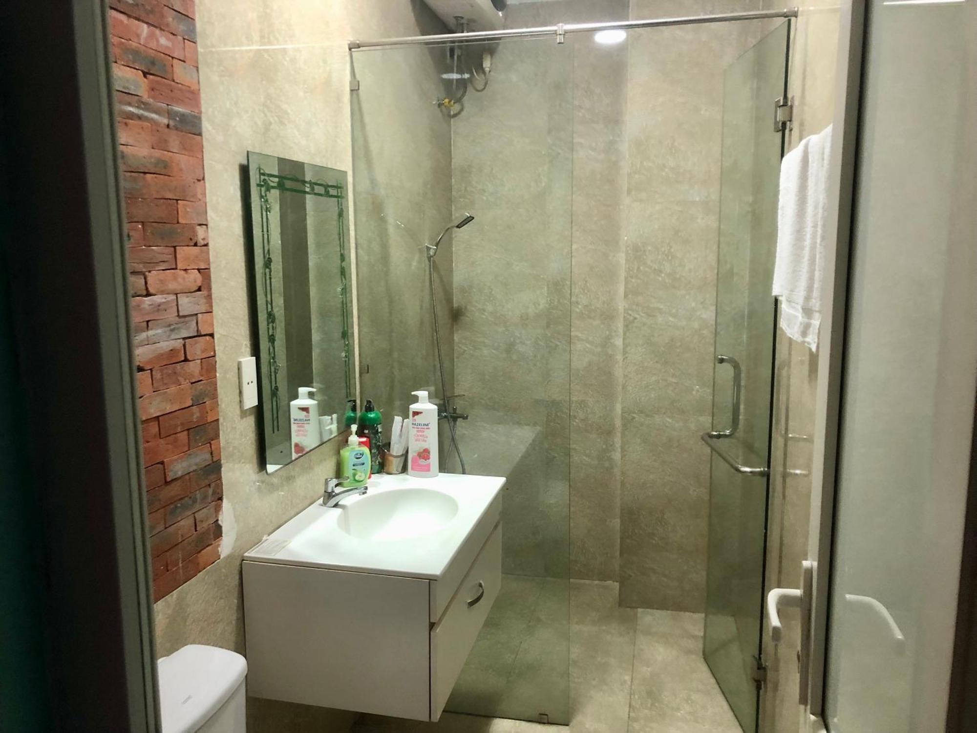Desi Dera Hotel Дананг Екстериор снимка