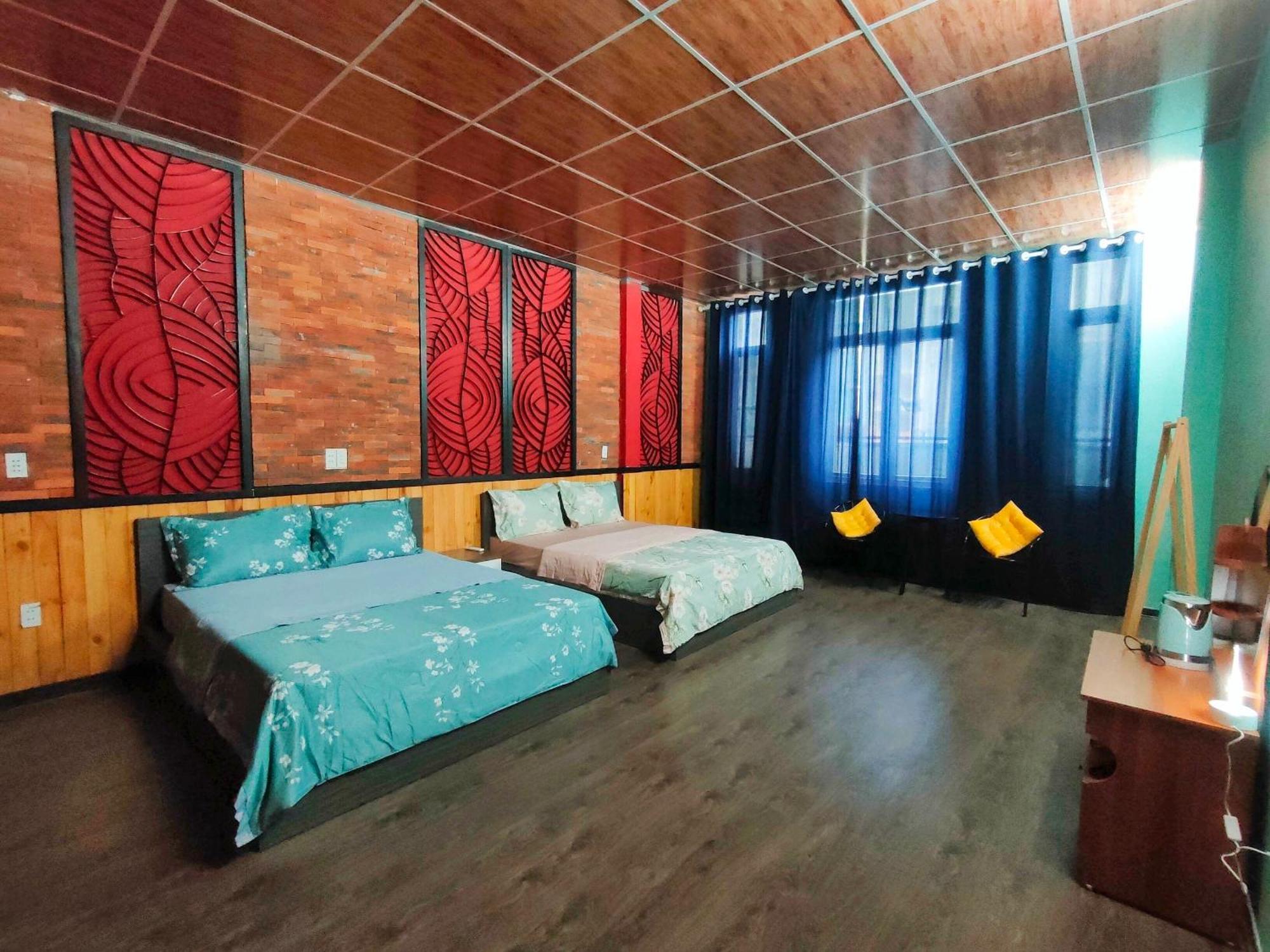Desi Dera Hotel Дананг Екстериор снимка