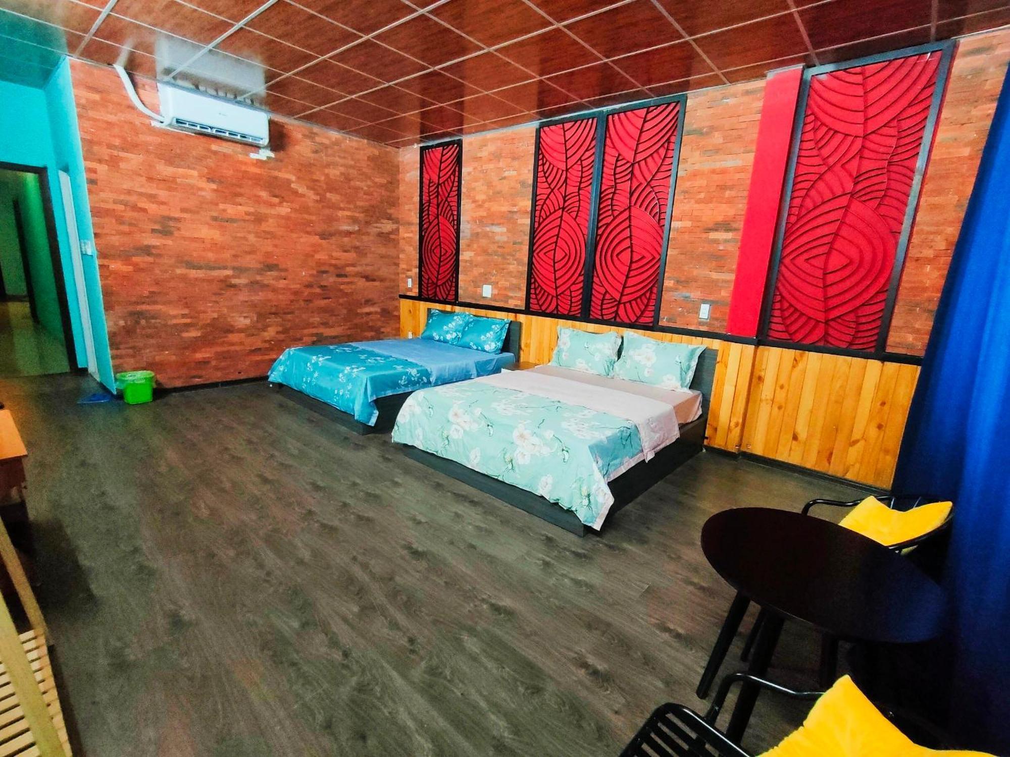 Desi Dera Hotel Дананг Екстериор снимка